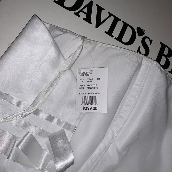 David's Bridal White Strapless Satin Wedding Dress - Size 16 - New in Box - Picture 6 of 16